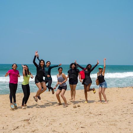 House Of Surf Hostel For Women Varkala Esterno foto