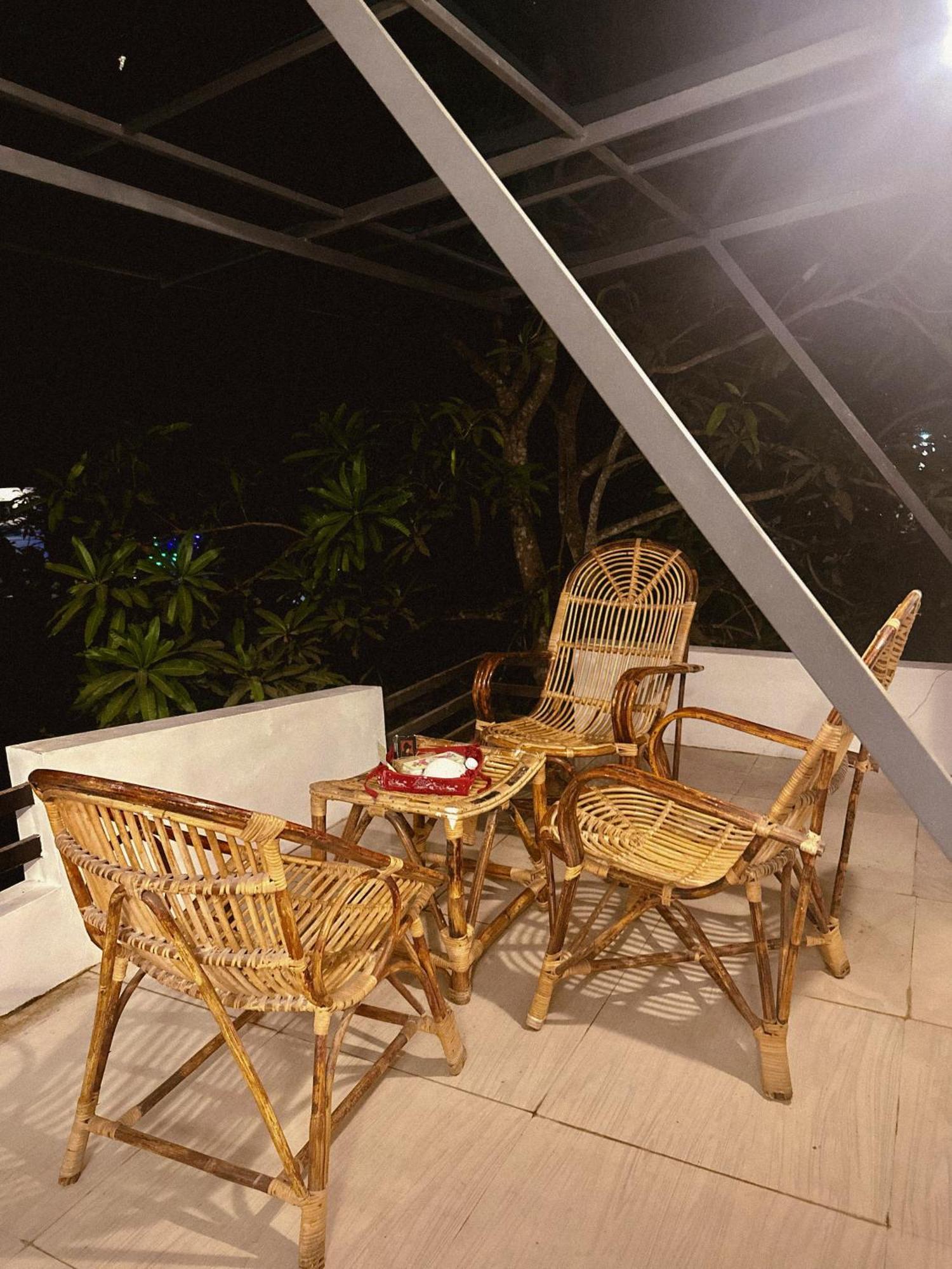 House Of Surf Hostel For Women Varkala Esterno foto